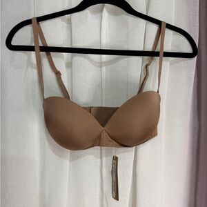 SKIMS ultimate strapless push-up bra 32D